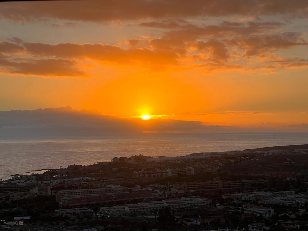 2 Bedroom Apartment With Breathtaking View Of The Sea - Sunset Costa Adeje  Exteriér fotografie